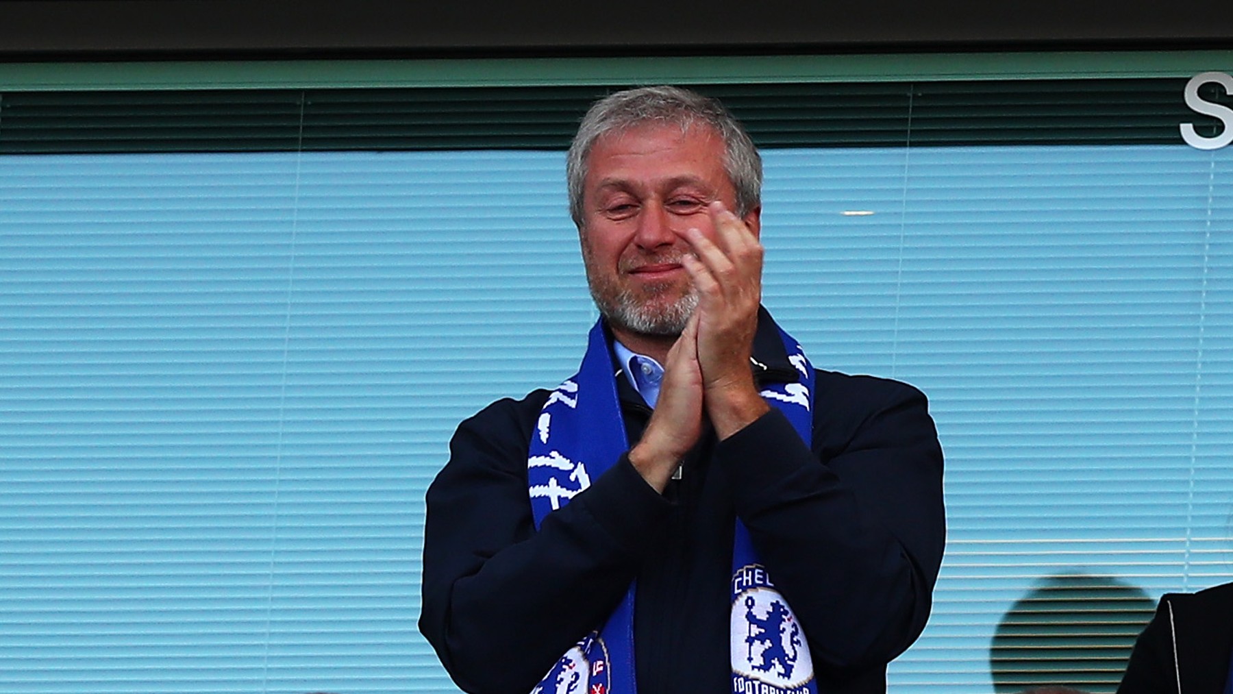 Roman Abramovich, durante un partido del Chelsea. (AFP).