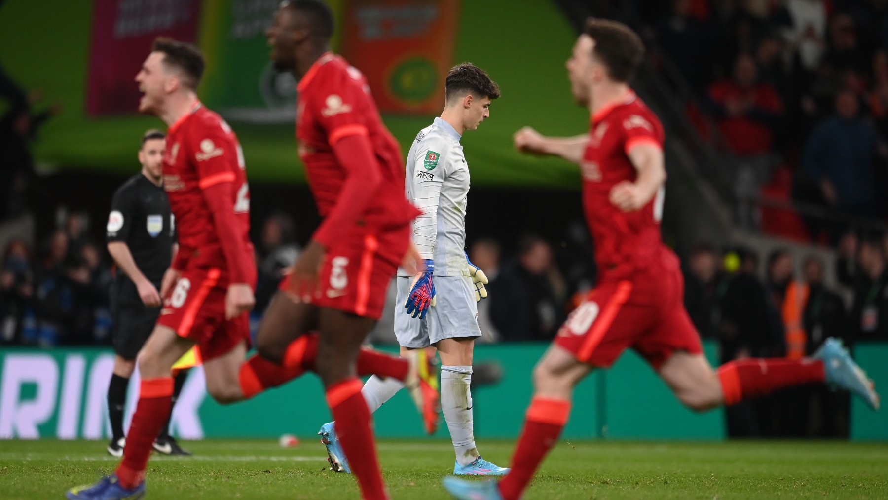 Kepa mandó un penalti a las nubes. (Getty)