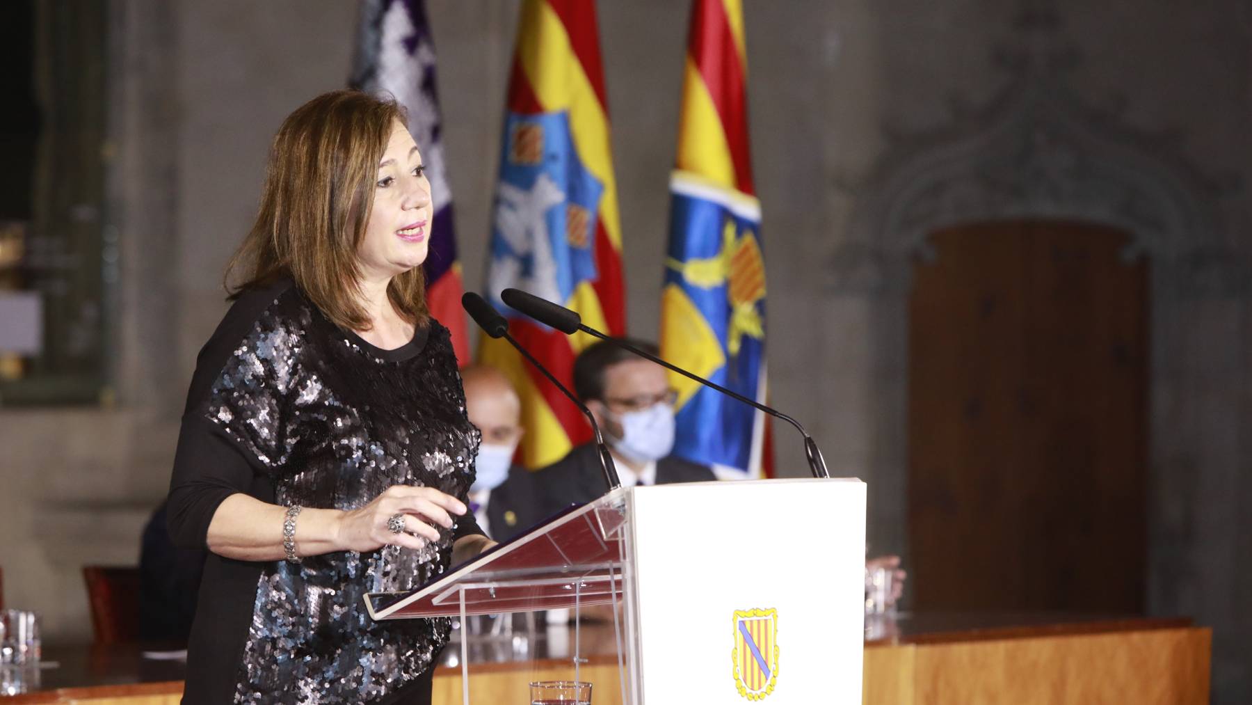 La presidenta Francina Armengol durante su intervención en el acto central del Día de Baleares celebrado en La Lonja.