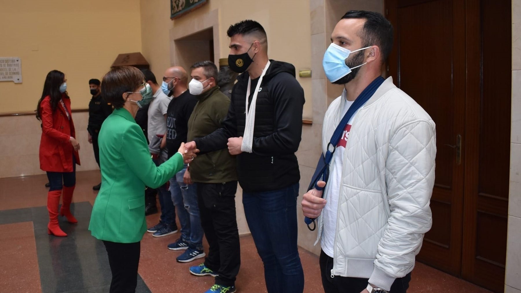 La directora de la Guardia Civil, María Gámez, visita a agentes heridos en Melilla (GC).