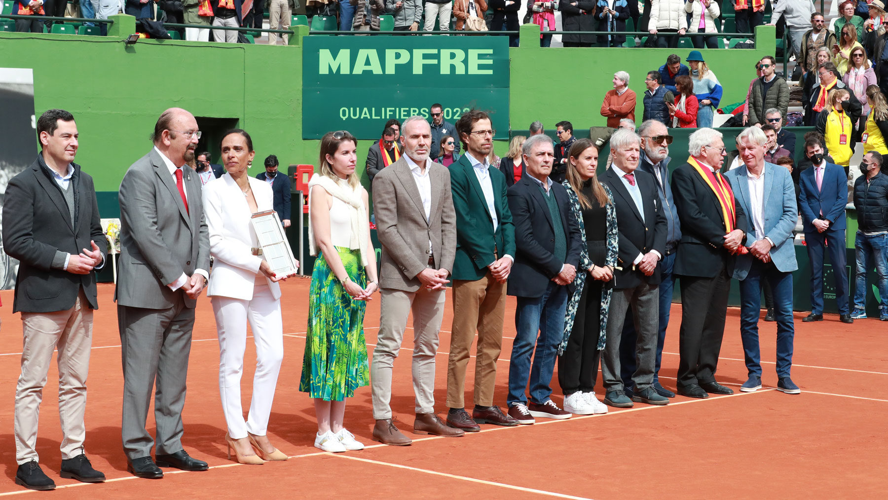 Homenaje a Santana en Marbella durante la Copa Davis entre España y Rumanía (RFET)
