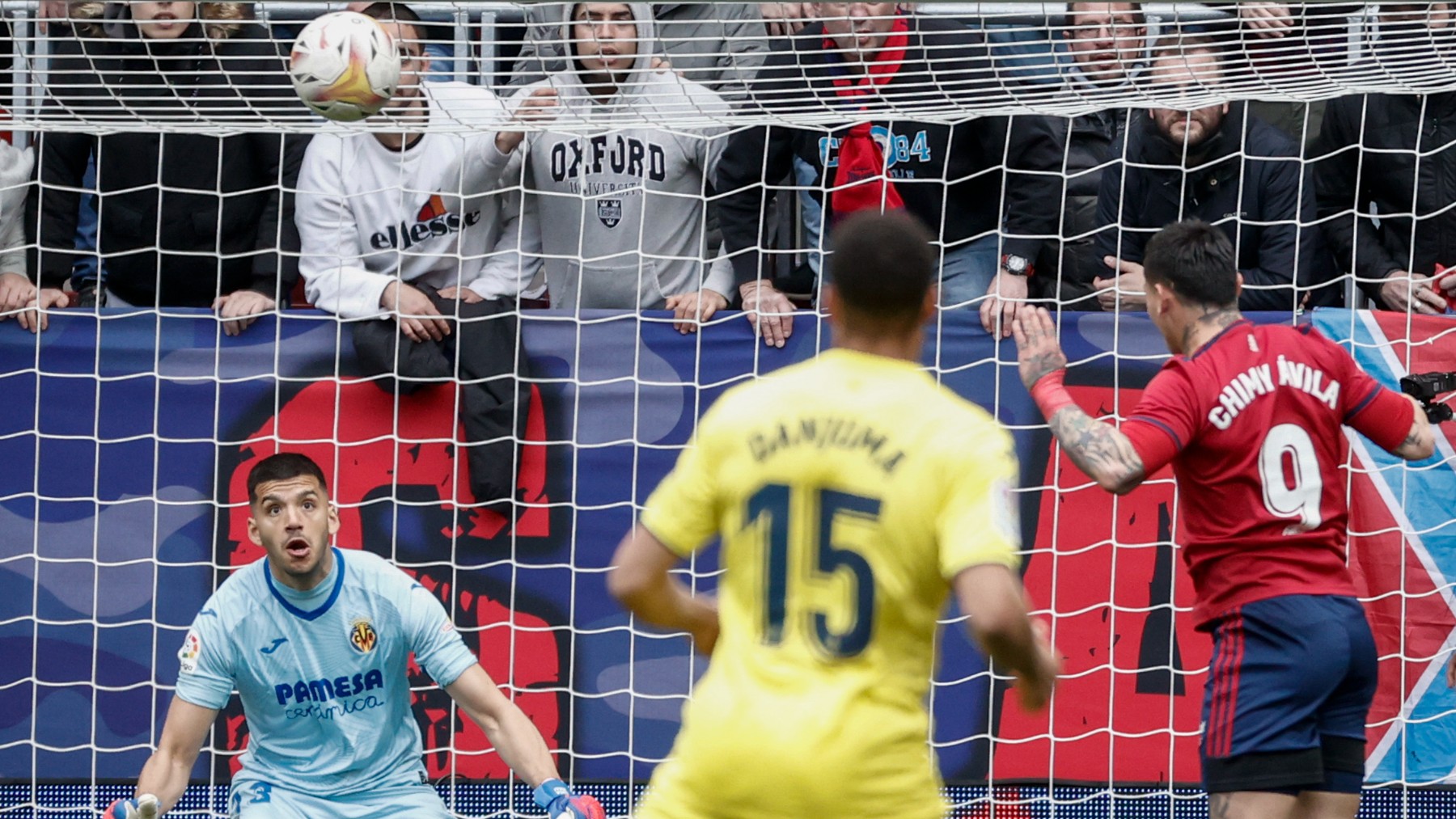 Chimy Ávila anota el gol de la victoria para Osasuna. (EFE)