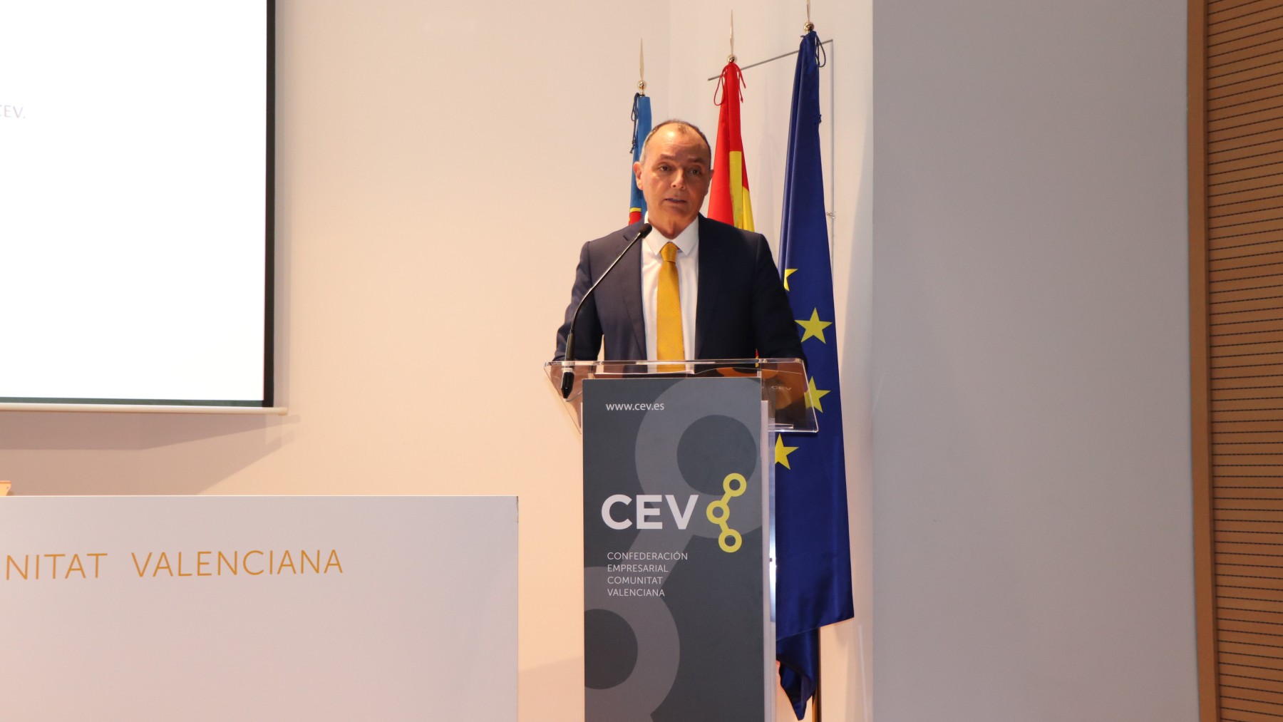 El presidente de la Confederación de Empresarios de la Comunidad Valenciana Salvador Navarro en una imagen de archivo.