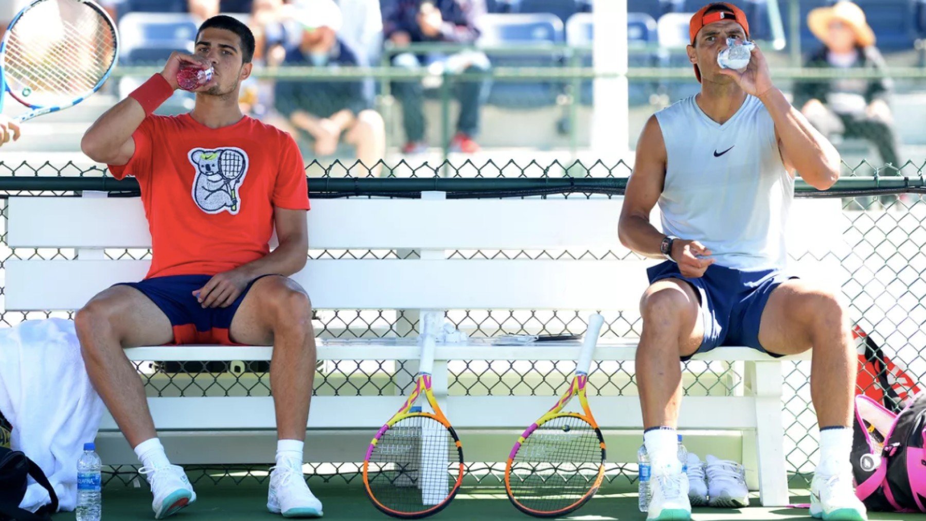 Alcaraz y Nadal, en un entrenamiento conjunto en Indian Wells. (BNP Paribas Open)