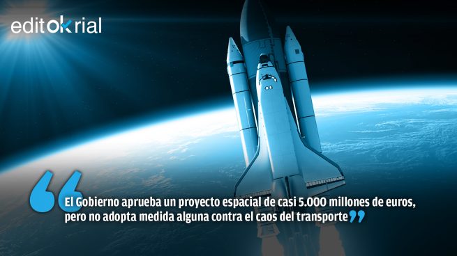 Caos en tierra y el Gobierno, en la luna