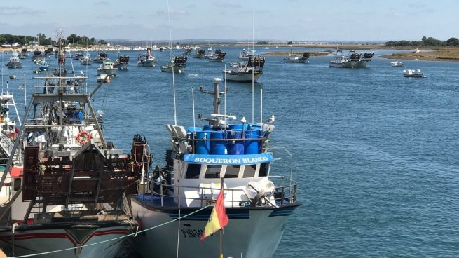 Los pescadores de Huelva, al «límite»: pueblos parados, flotas amarradas y pérdidas millonarias