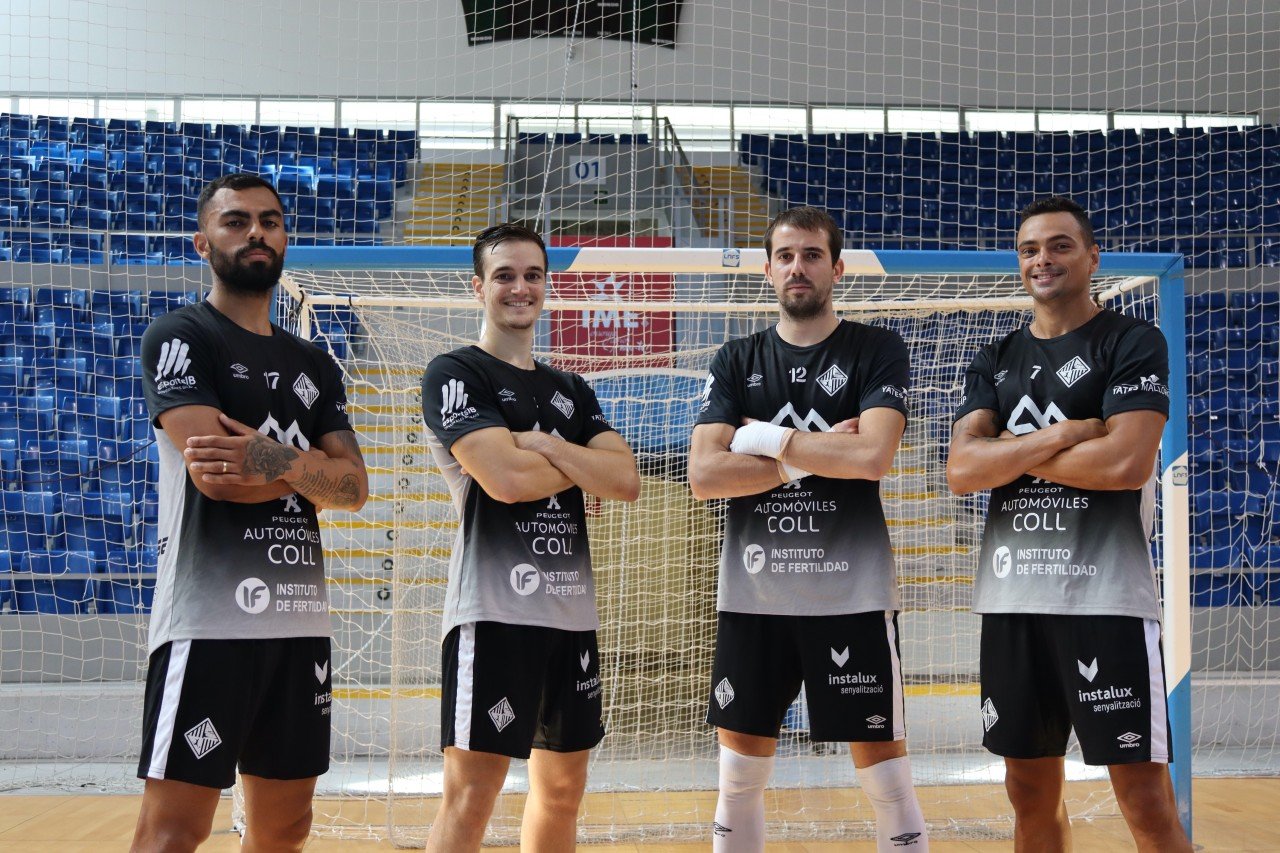 Nunes, Pope, Fabio y Mancuso posan sobre el parqué de Son Moix