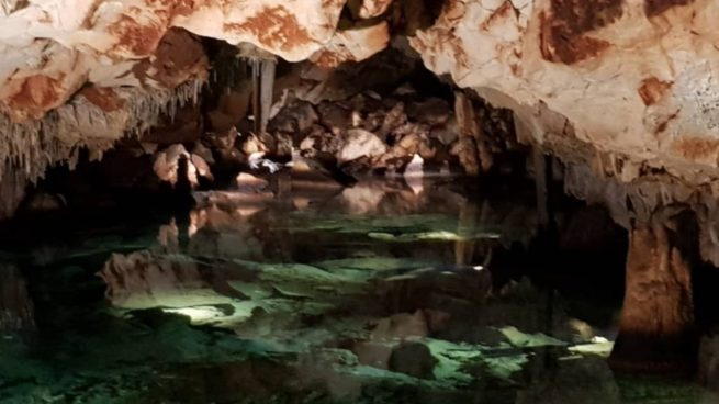 La espectacular cueva submarina a la que vas a querer ir este verano