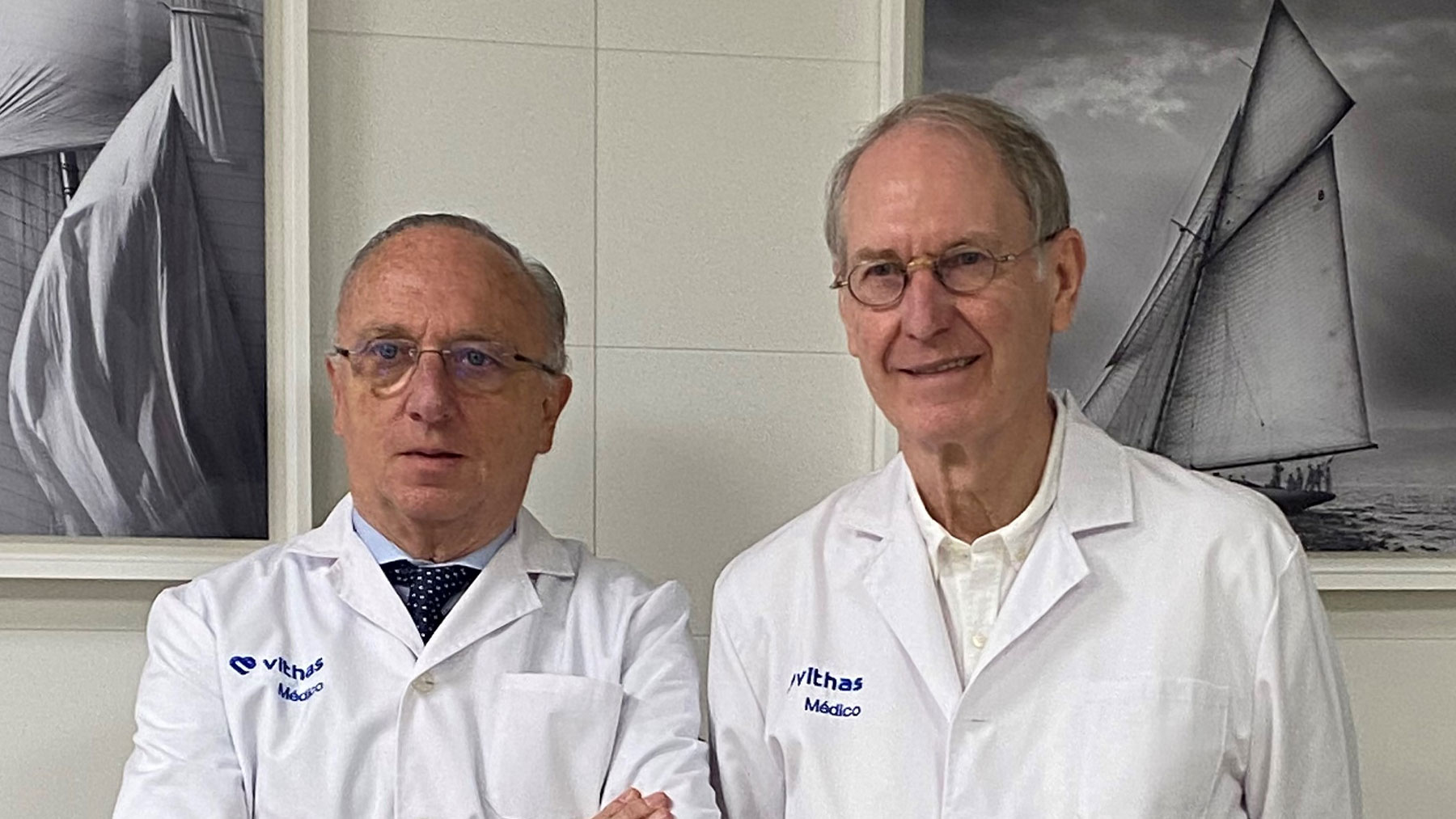 El Dr. Leopoldo Guimaraens y el Dr. Jacques Theron, responsables de la unidad de neurorradiología intervencionista de Vithas Madrid Arturo Soria.