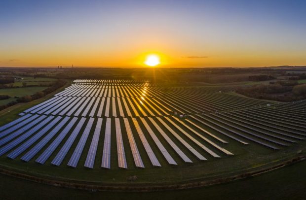 Cox Energy Abengoa renovables construcción planta solar Argelia Suráfrica Brasil México España