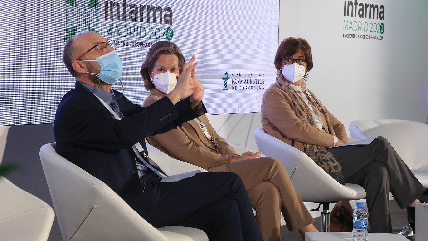 Julio Zarco, Pilar Varela e Irene Iglesias.