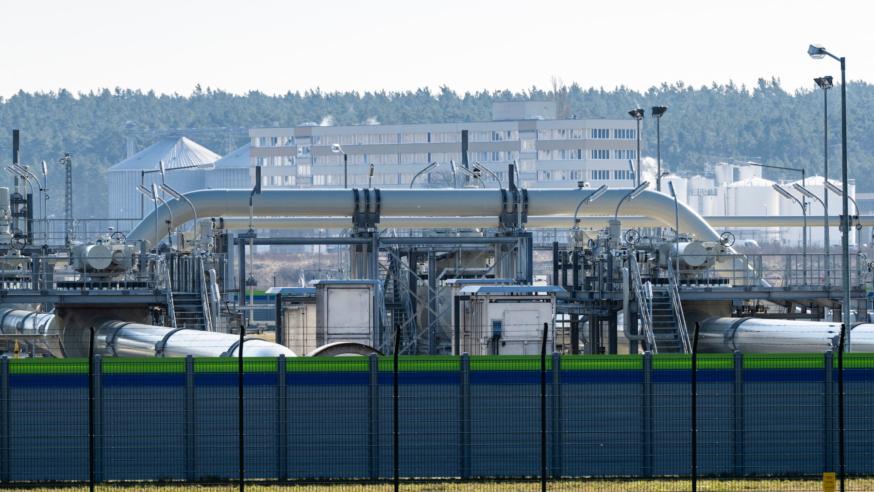Niemcy rozważają przekształcenie gazociągu Nord Stream II w instalację LNG