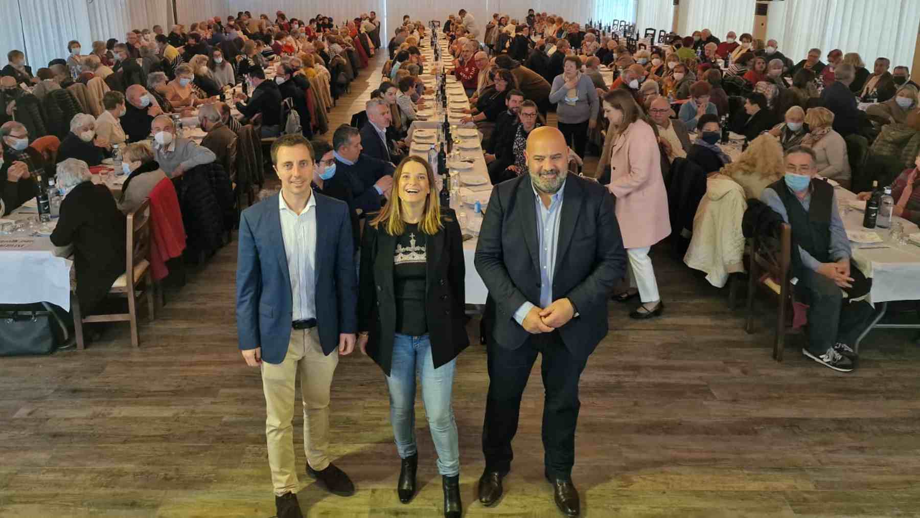 La líder del PP balear, Marga Prohens, con los presidentes del partido en Mallorca, Llorenç Galmés y Palma, Jaime Martínez