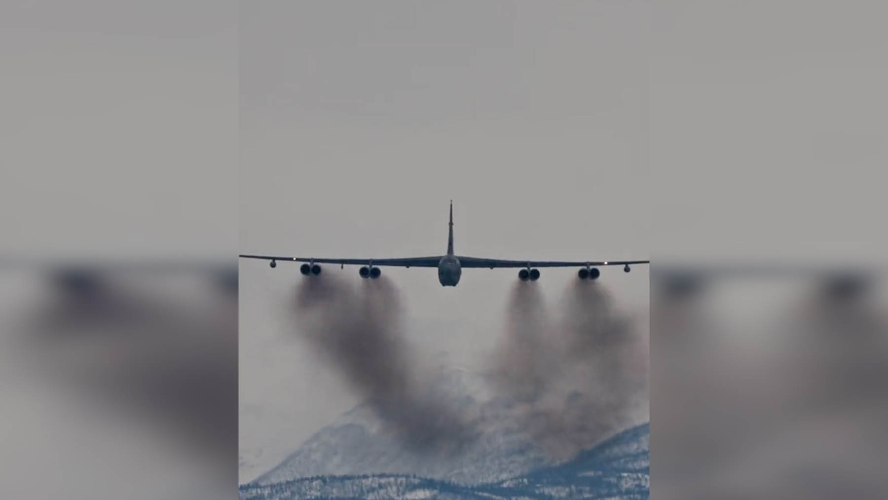 Avión B-52 de EEUU durante unas maniobras en Noruega.