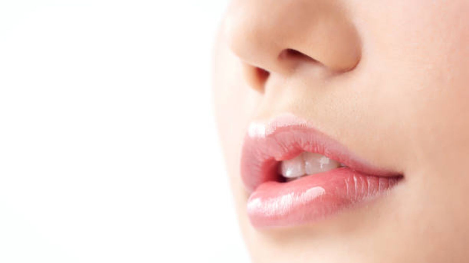 Descubre qué son y cómo conseguir unos labios ruborizados