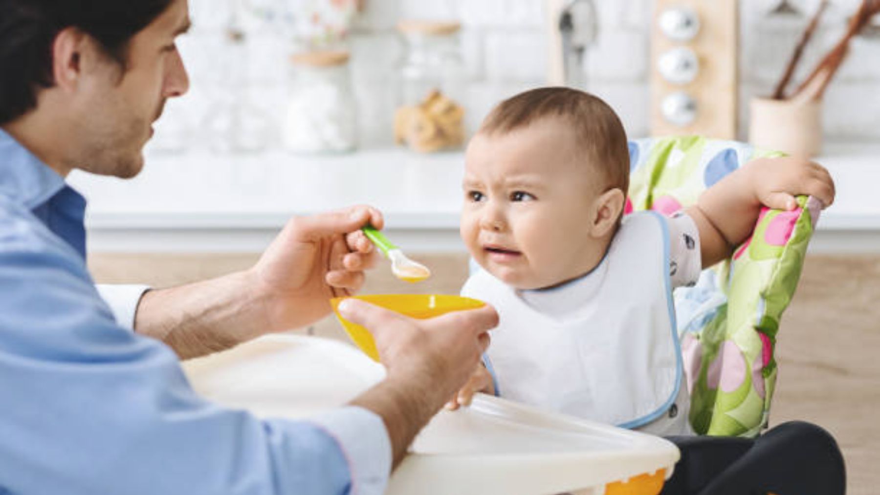 Descubre qué hacer si el bebé se niega a comer