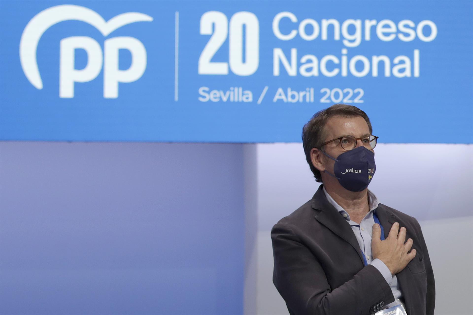 Alberto Núñez Feijóo en el Congreso nacional del PP. (Foto: EFE)