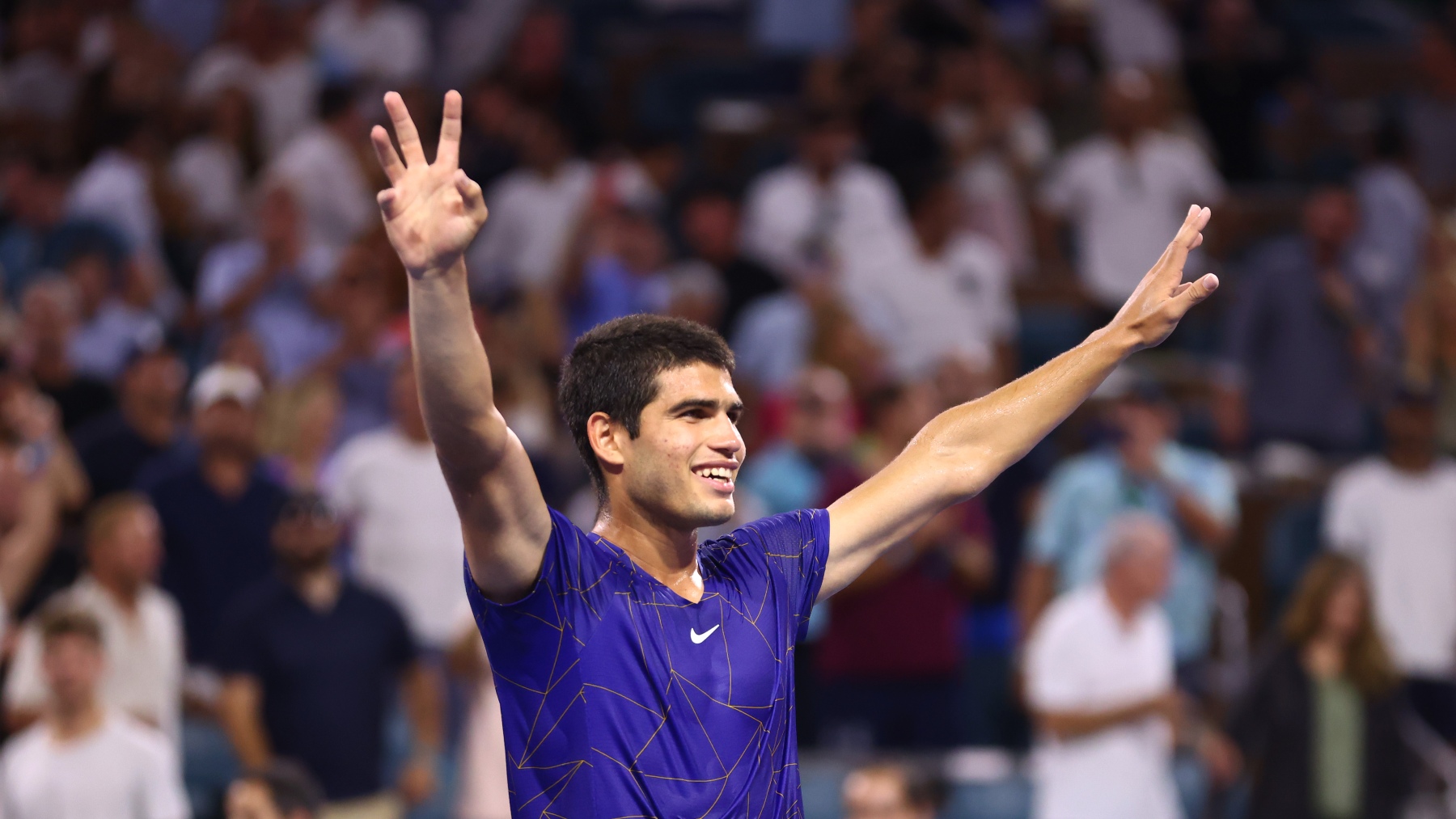 Carlos Alcaraz celebra un triunfo en Miami. (Getty)