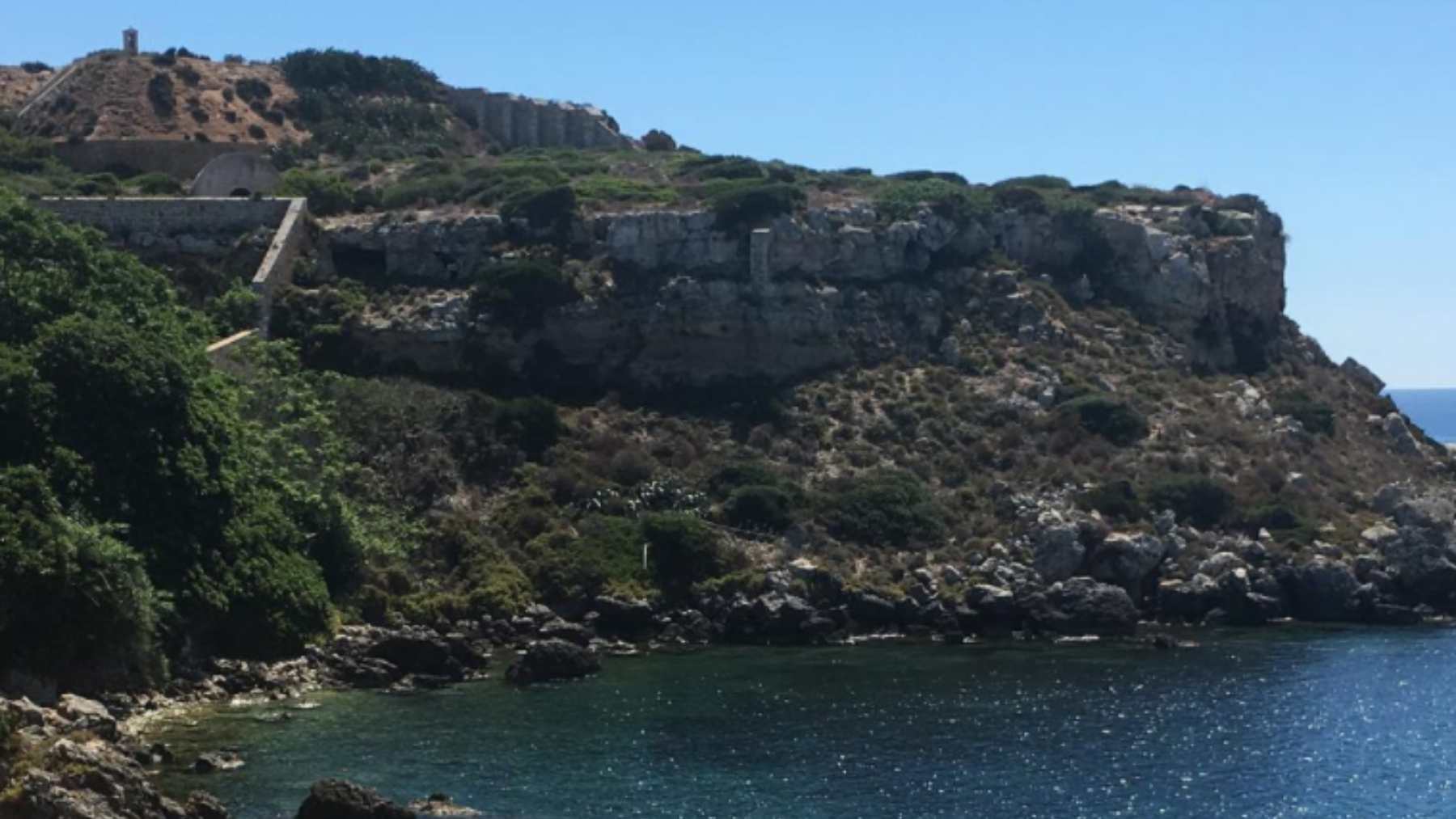 El lugar imprescindible que tienes que visitar en Menorca: la Fortaleza de la Mola del siglo XIX