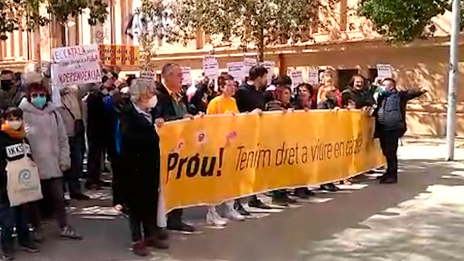 Concentración de entidades catalanistas en Palma.