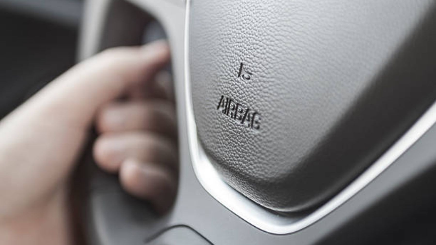 La historia del airbag y quién lo inventó