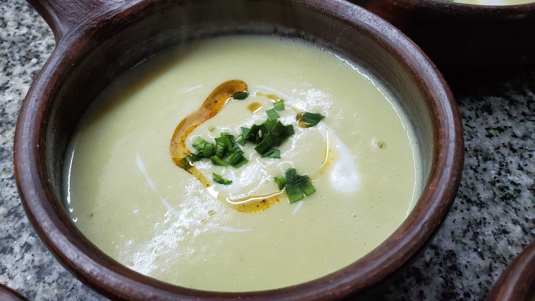 Dip de habas, queso fresco y menta