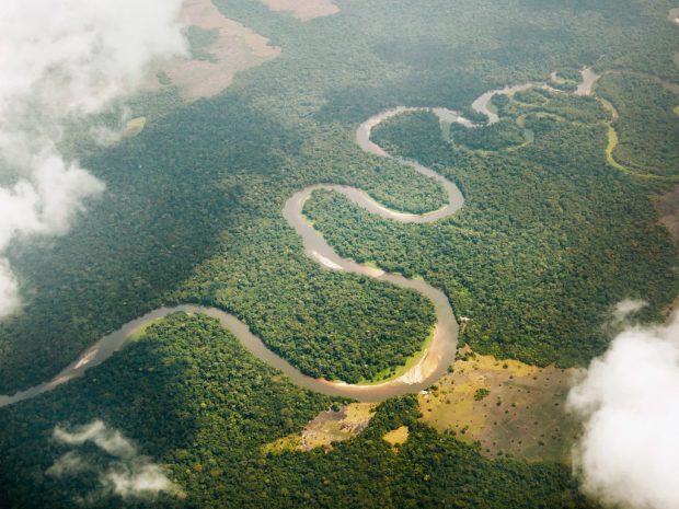 El río Congo desde el que hubiera resultado imposible aterrizar de emergencia si el Rey hubiera tenido alguna complicación médica. 