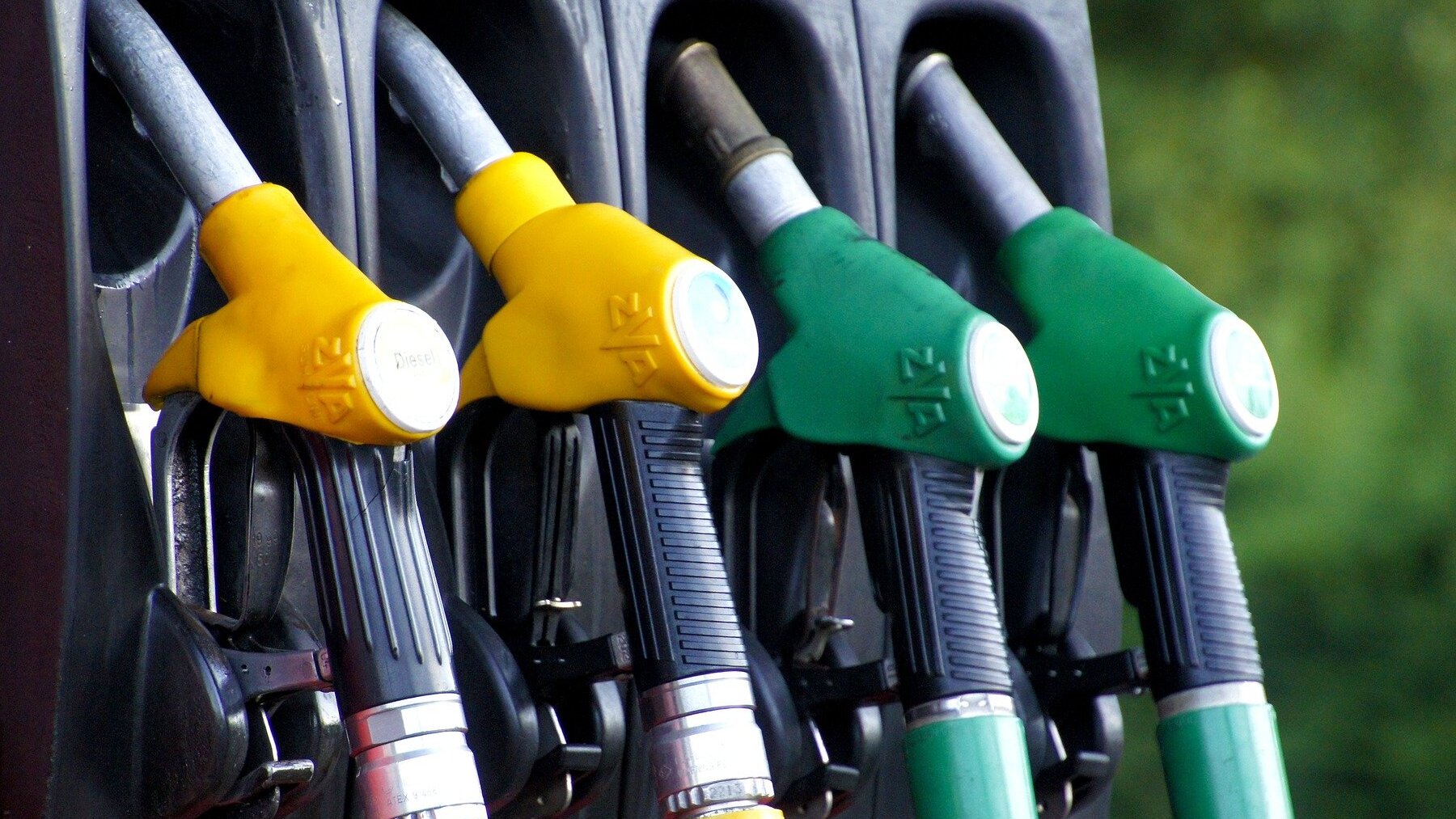Los precios de la gasolina y el diésel no se corresponden a los del petróleo.