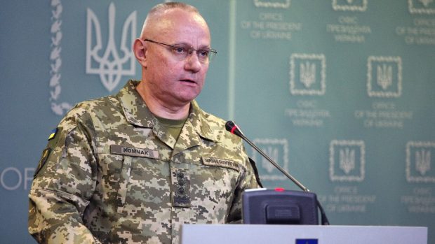 El Jefe del Estado Mayor, Comandante en Jefe de las Fuerzas Armadas de Ucrania, Ruslan Khomchak.