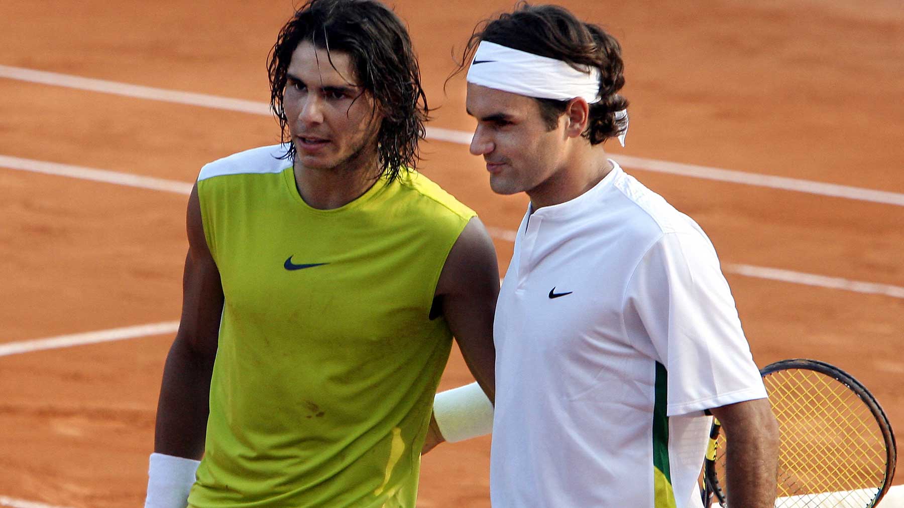 Rafa Nadal y Roger Federer, antes de la final de Montecarlo en 2006 (AFP)