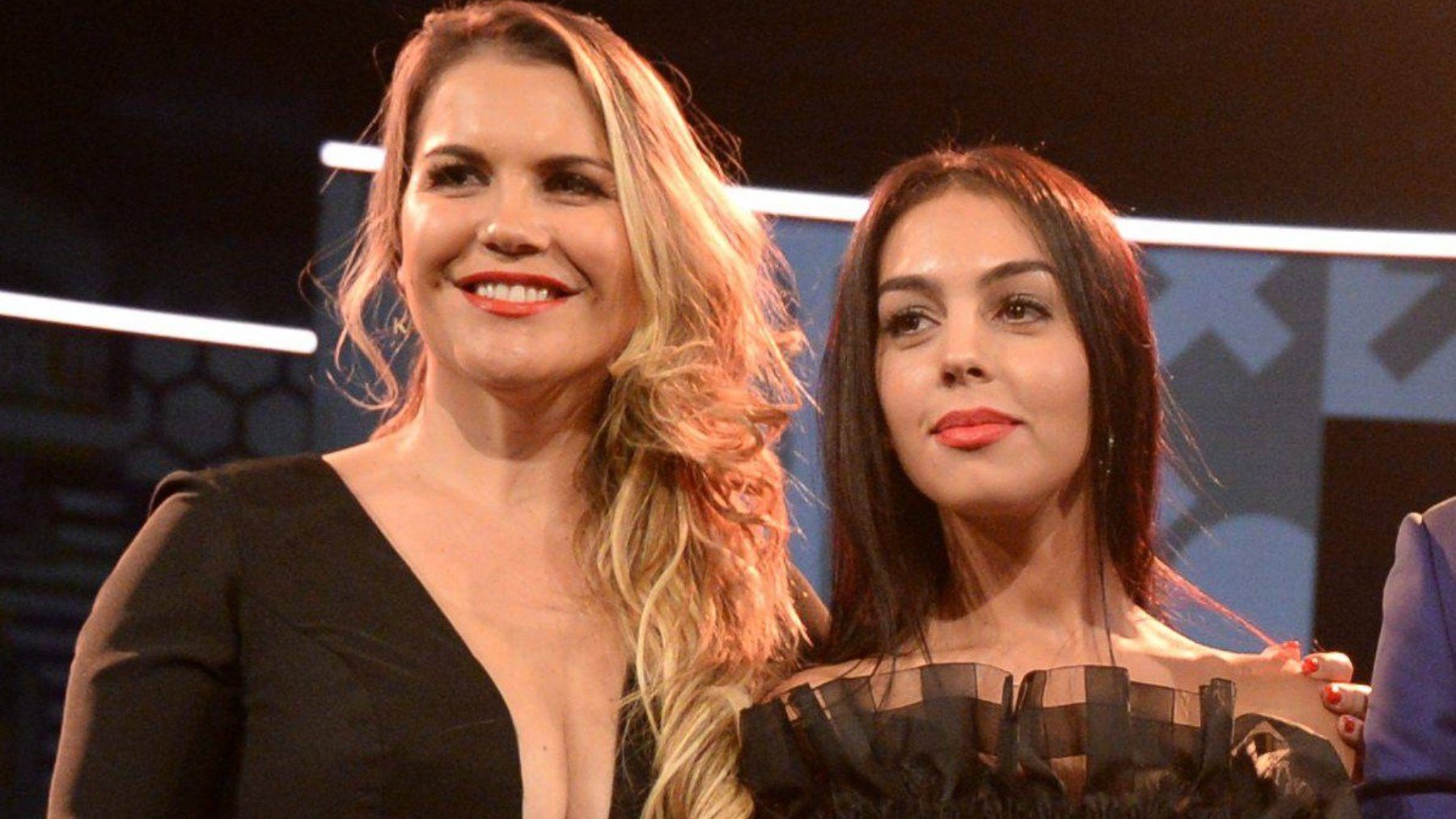 Katia y Georgina Rodríguez.