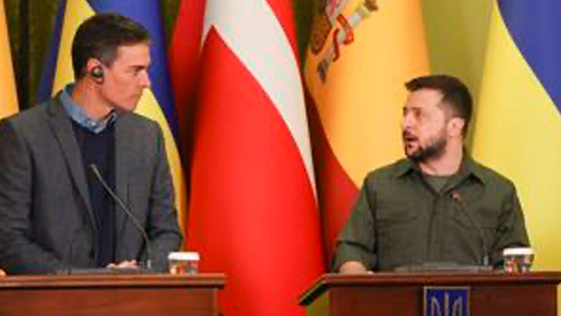 Pedro Sánchez y Volodímir Zelenski.