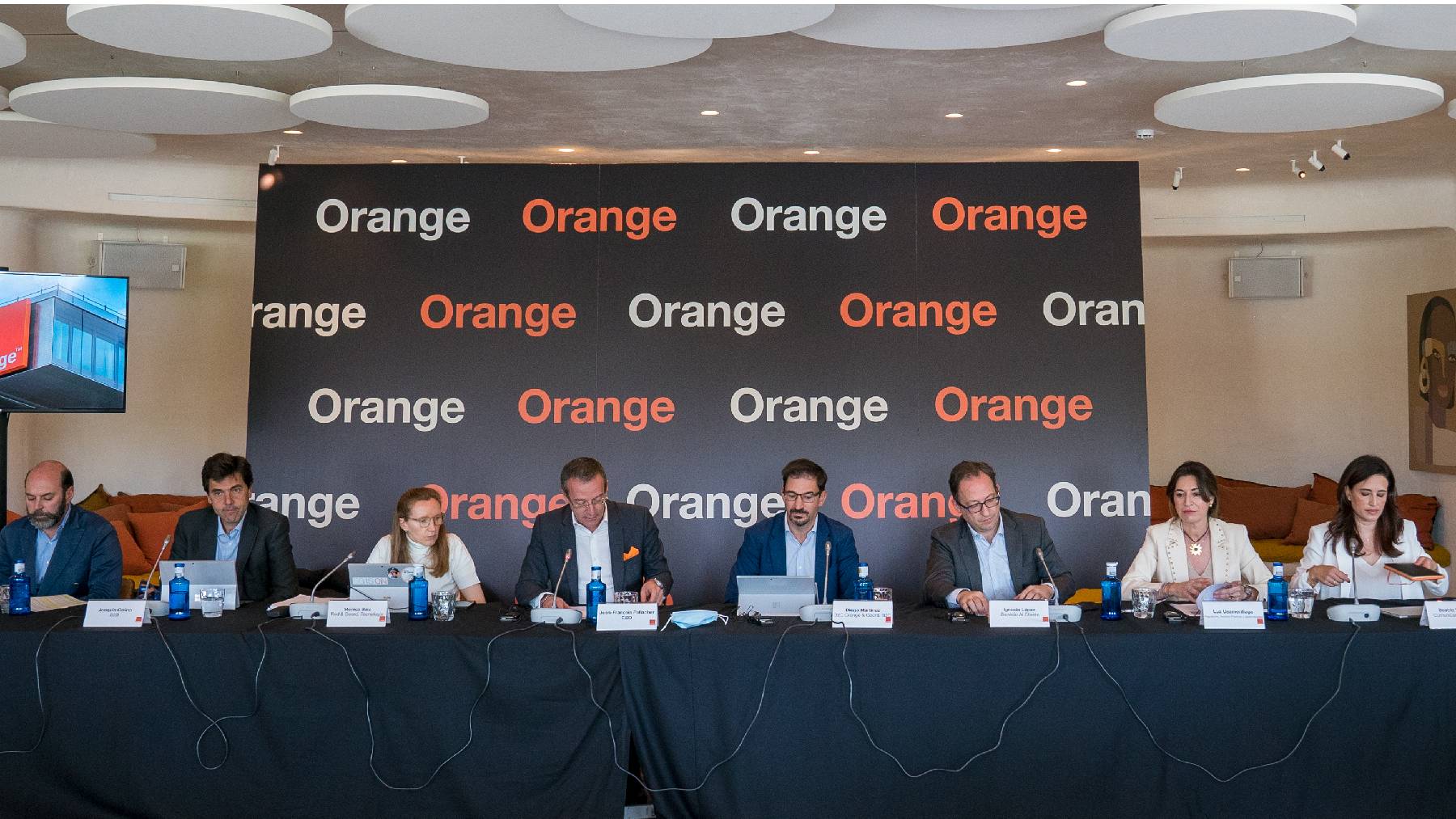 Rueda de prensa de Orange.