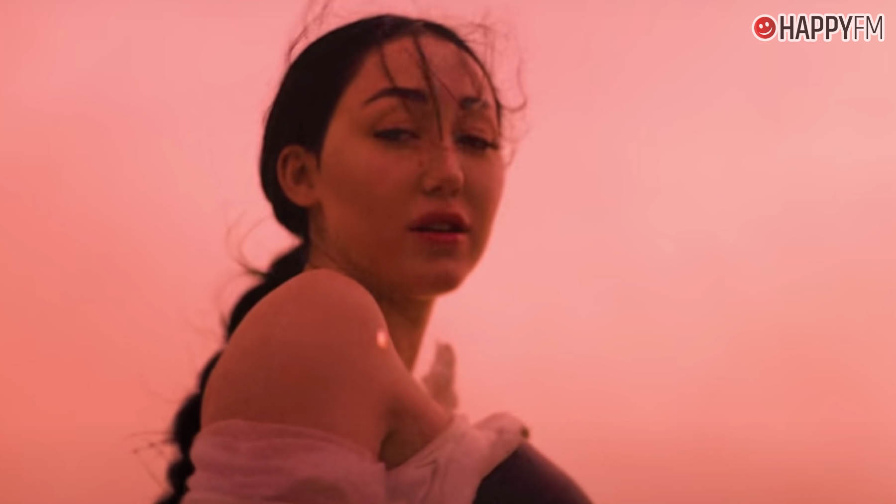 Noah Cyrus.
