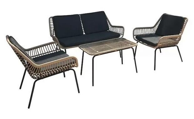 Bauhaus tiene a un precio increíble el set de mesa y sillones de jardín más cool jamás visto
