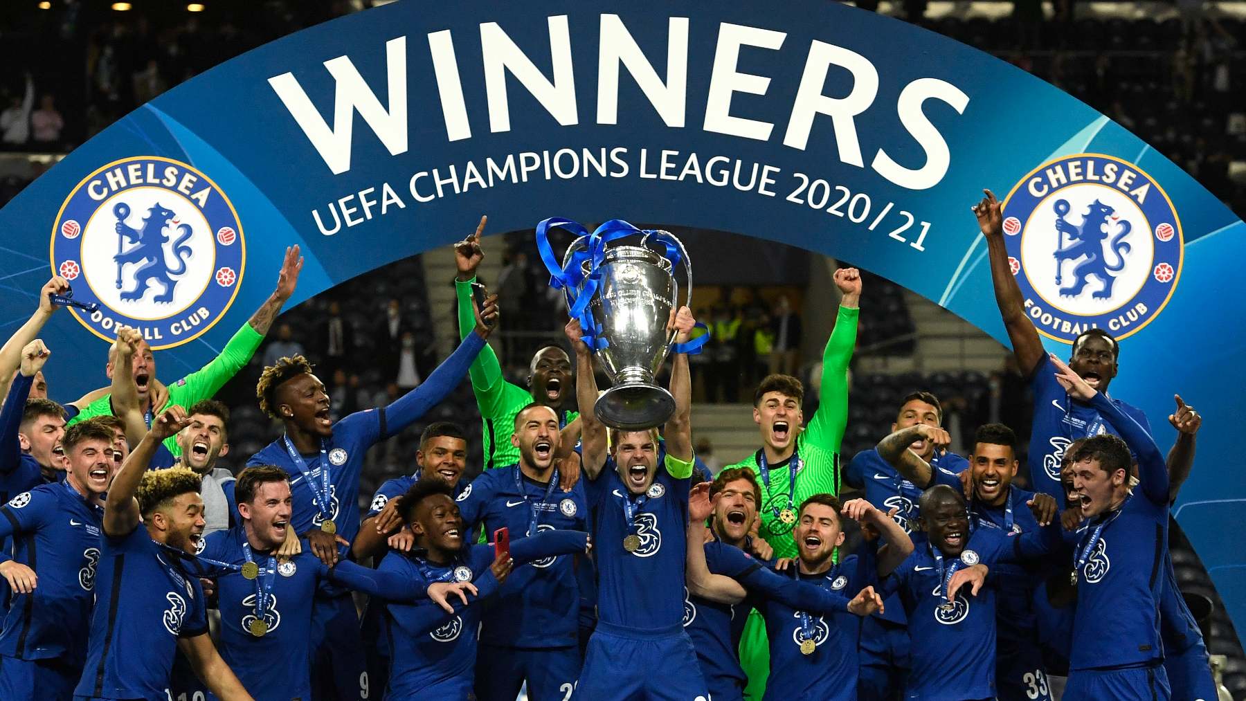 Los jugadores del Chelsea celebra la Champions League. (Getty)