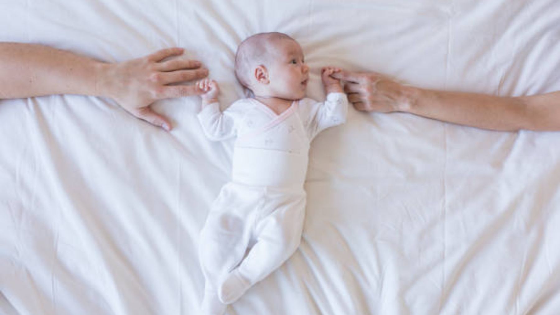 Descubre algunas costumbres del recién nacido que debemos evitar
