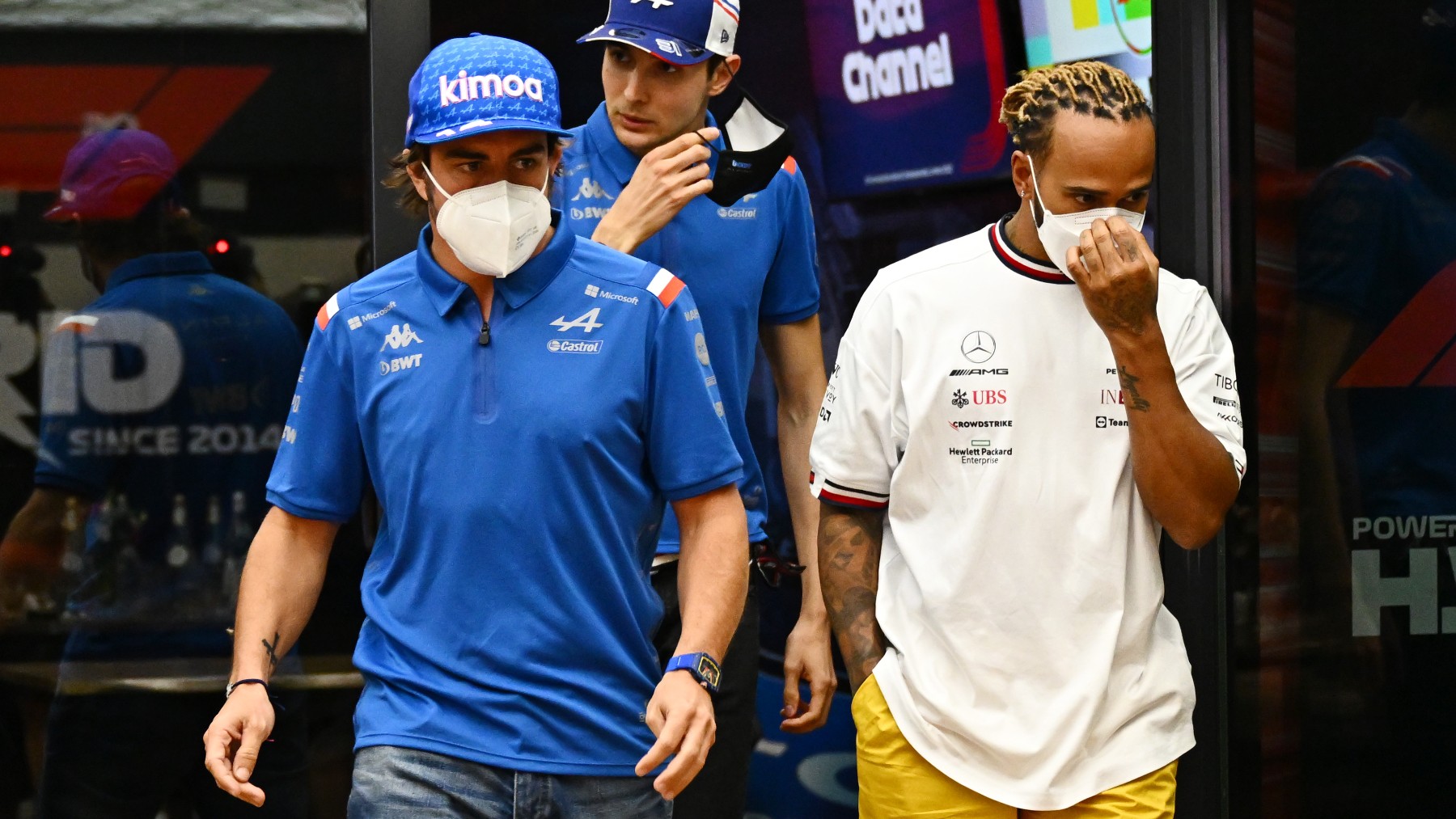 Fernando Alonso y Lewis Hamilton, en un encuentro reciente. (Getty)
