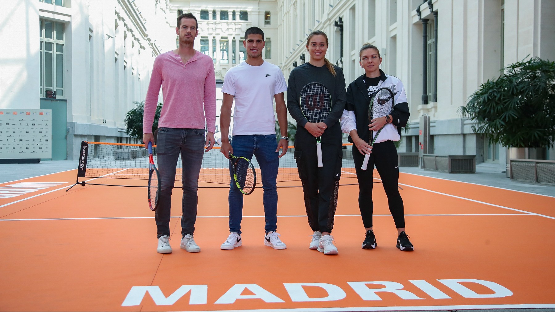 Murray, Alcaraz, Badosa y Halep, en la presentación. (EFE)