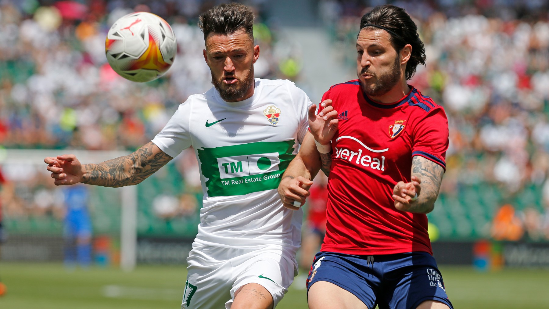 Un instante del Elche-Osasuna. (EFE)