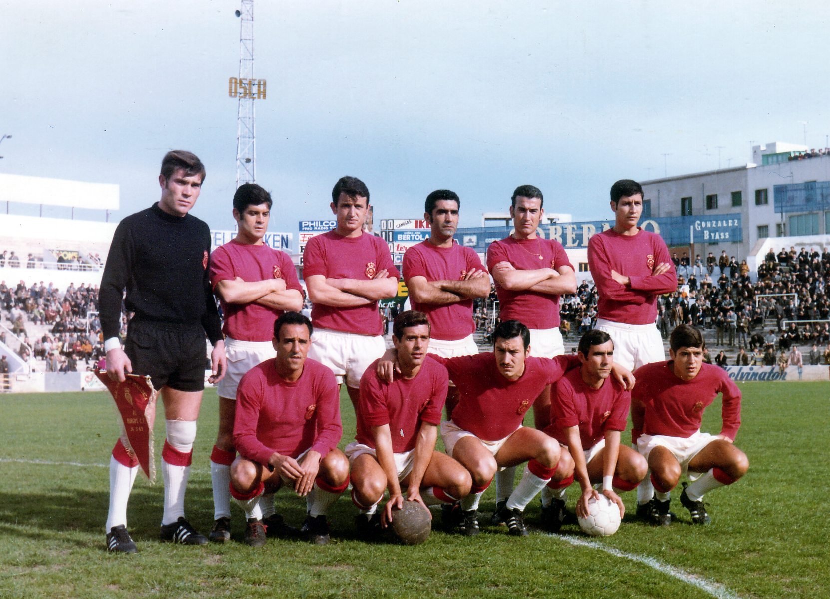 Alineación del Mallorca 69-70, con el portero Pedro Gost