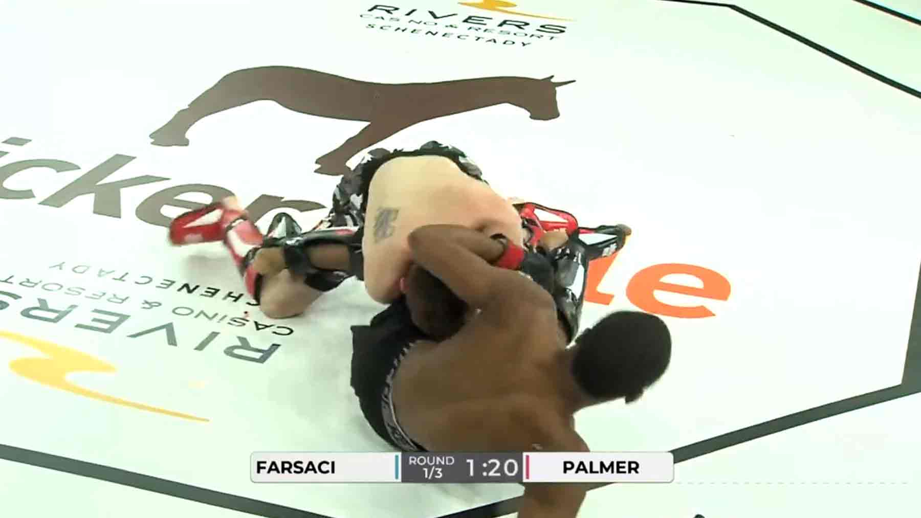 Imágenes muy duras en una pelea de MMA: es difícil mantener la mirada