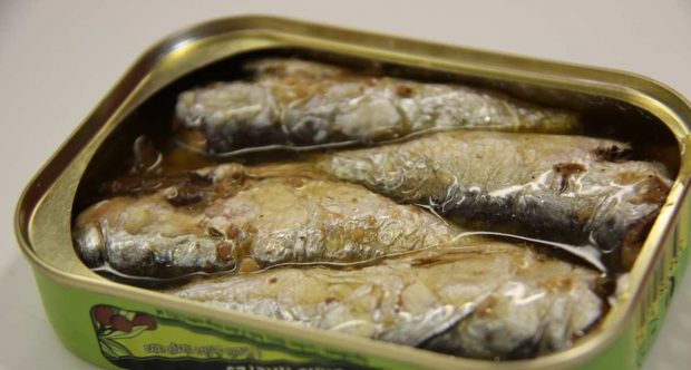 Sardinas de lata