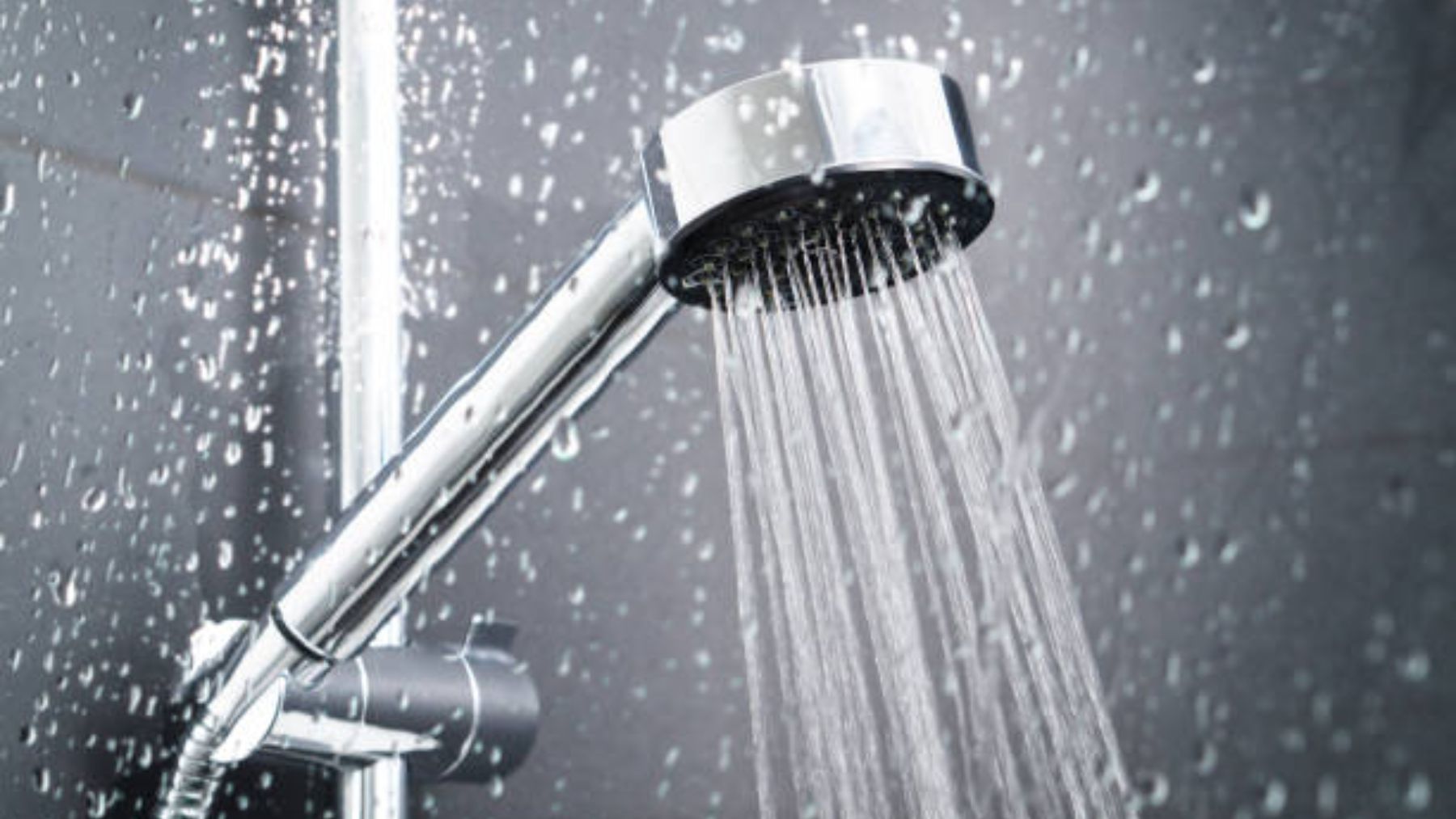 Descubre de qué modo se inventó la ducha moderna