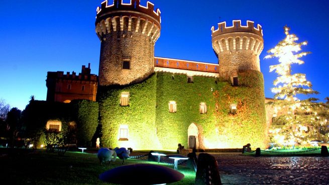 El impresionante castillo de España que esconde una espectacular biblioteca