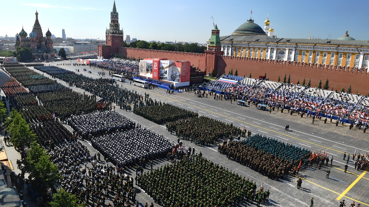 Desfile militar en la Plaza Roja de Moscú.