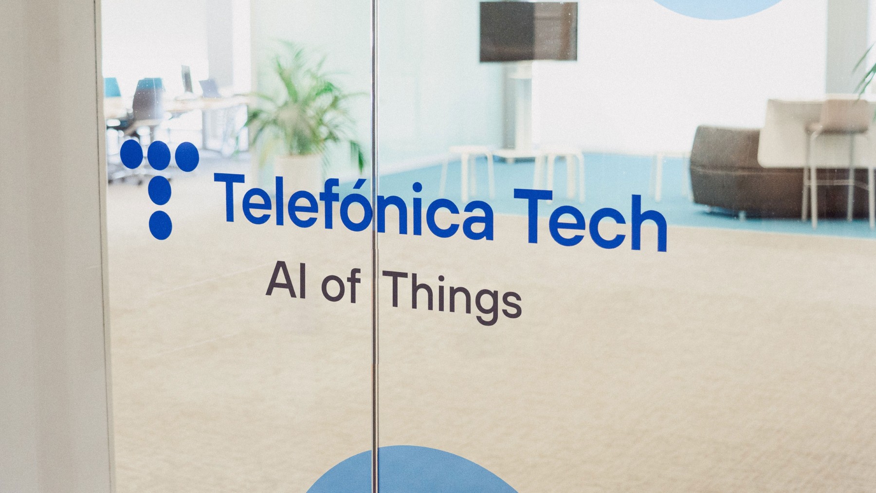 Logo de Telefónica Tech.