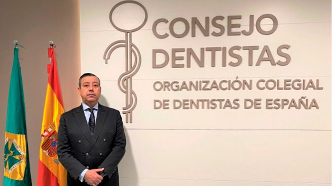 Óscar Castro volverá a presidir el Consejo General de Dentistas durante los próximos cuatro años