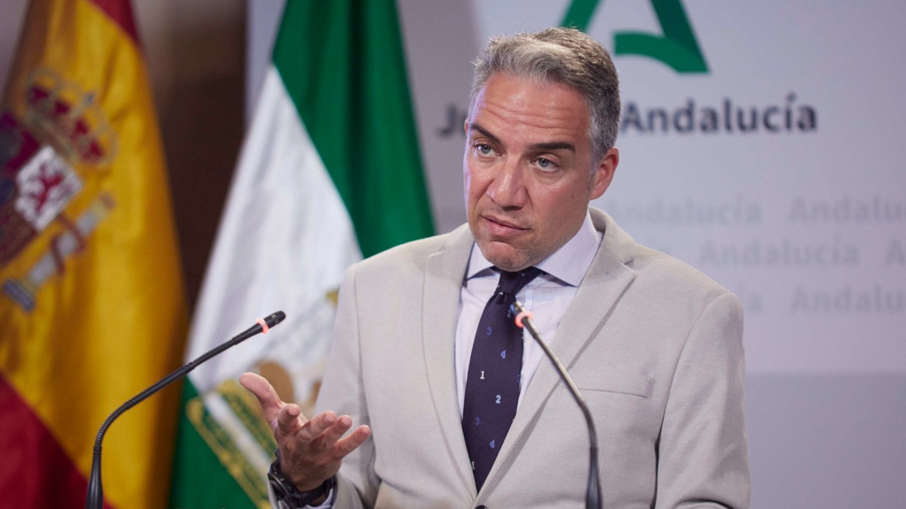 El consejero de Presidencia y portavoz de la Junta de Andalucía, Elías Bendodo (JOAQUÍN CORCHERO / EUROPA PRESS).