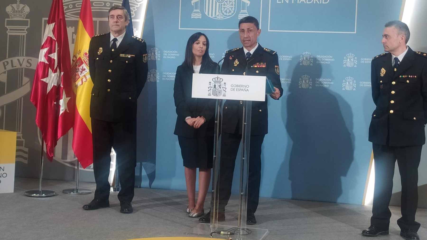 La delegada del Gobierno de Madrid, Mercedes González, y el jefe superior de Policía de Madrid, Manuel Soto Seoane.
